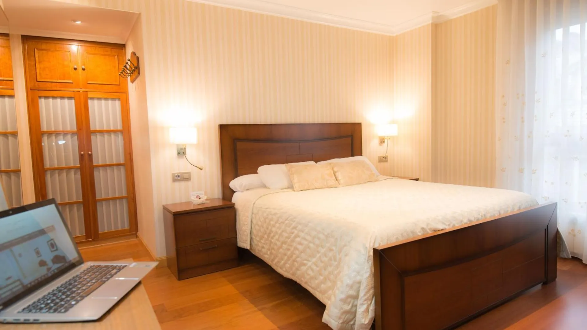 Apartment Apartamentos Gasteiz Vitoria-Gasteiz
